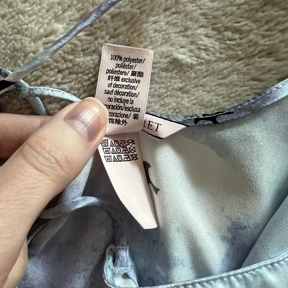 Victoria’s Secret Sky Blue Cami - Picture 6 of 9